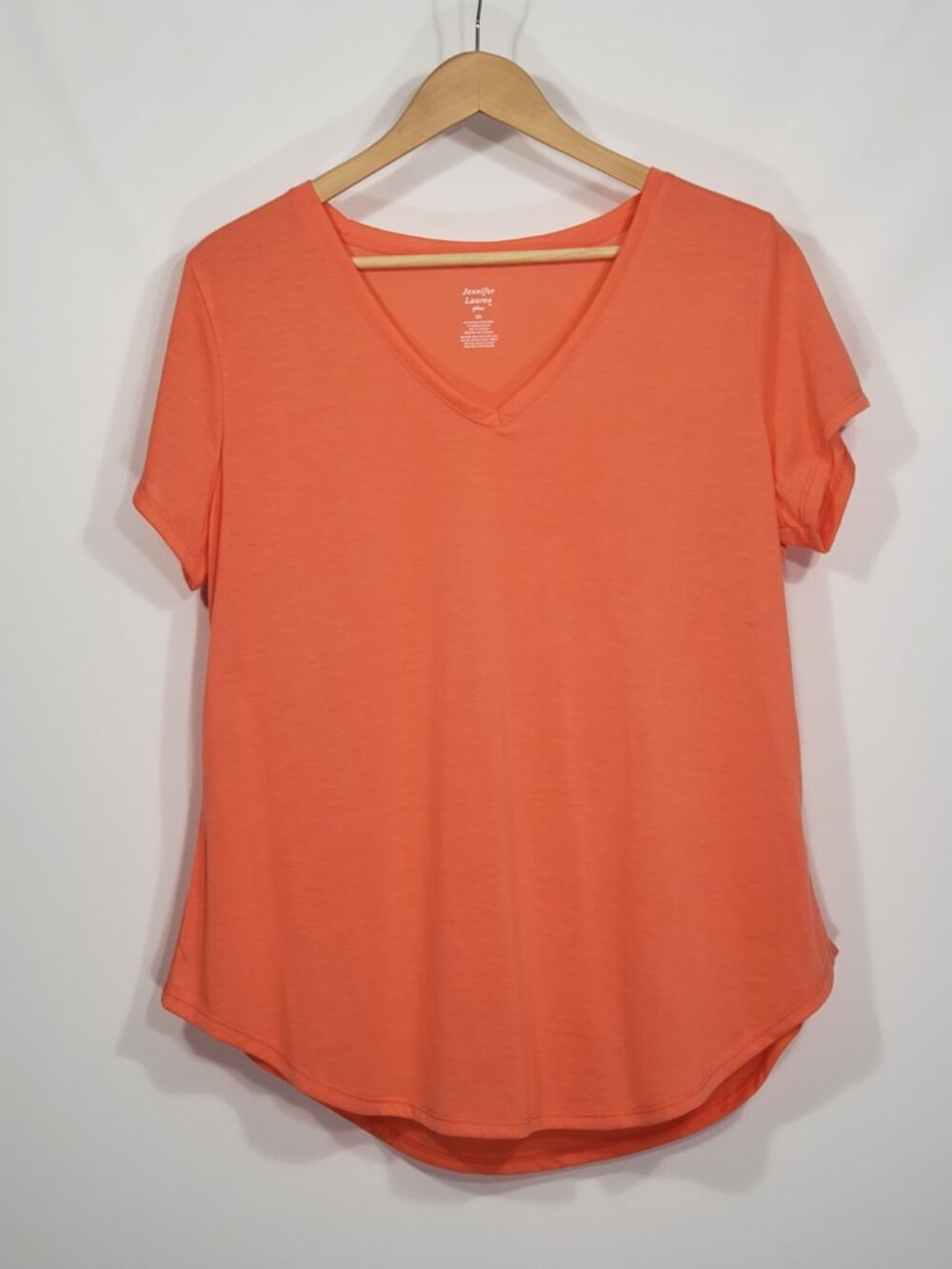 Jennifer Lauren Orange T-shirt v-neck Women's 2X
